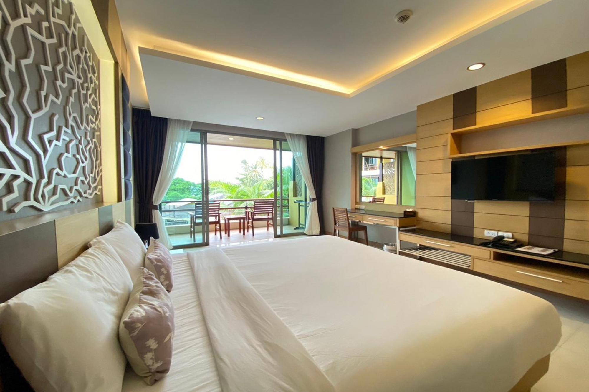 Aqua Resort Sha Plus Rawai Exterior photo